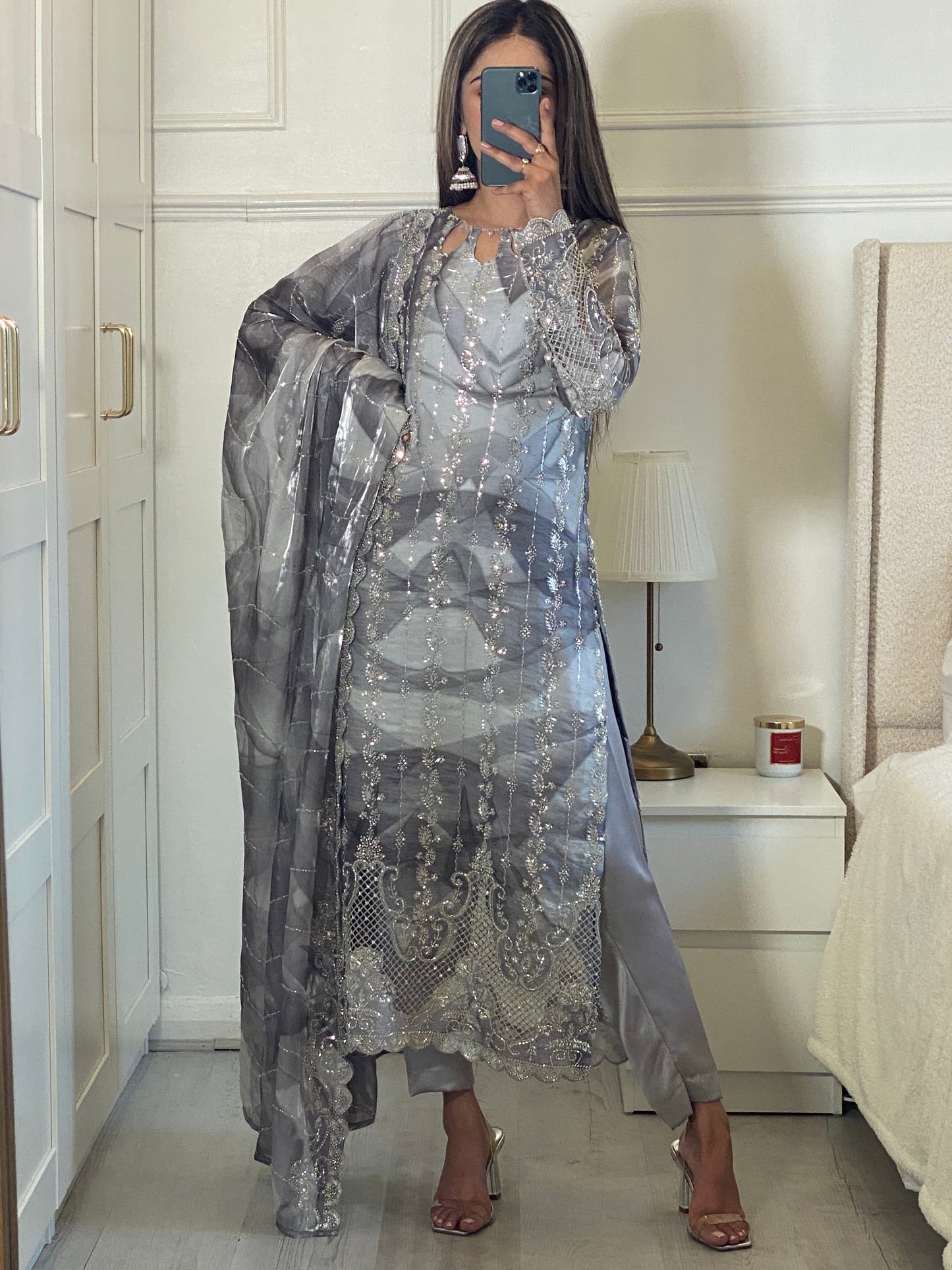 Izel Grey