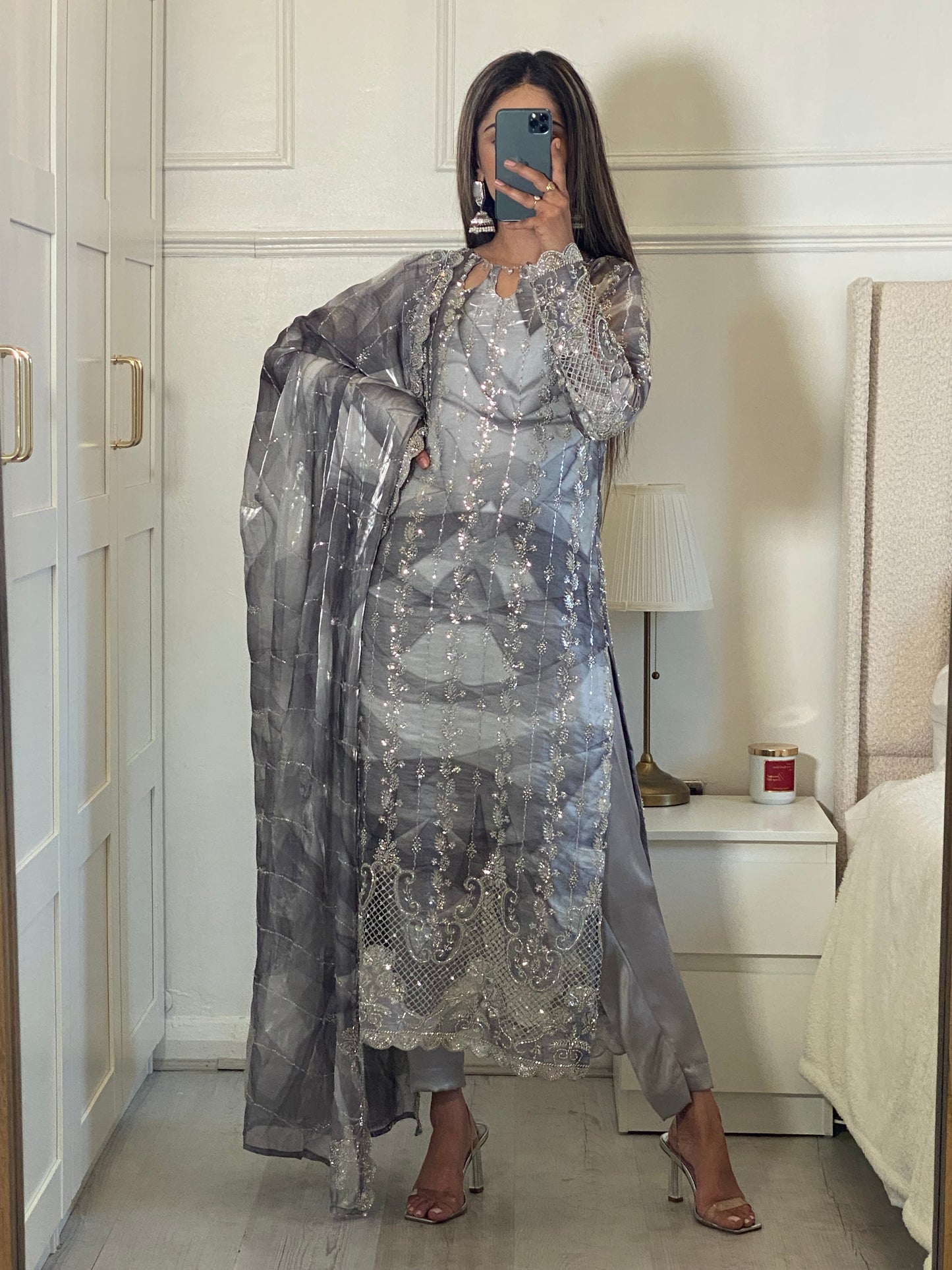 Izel Grey