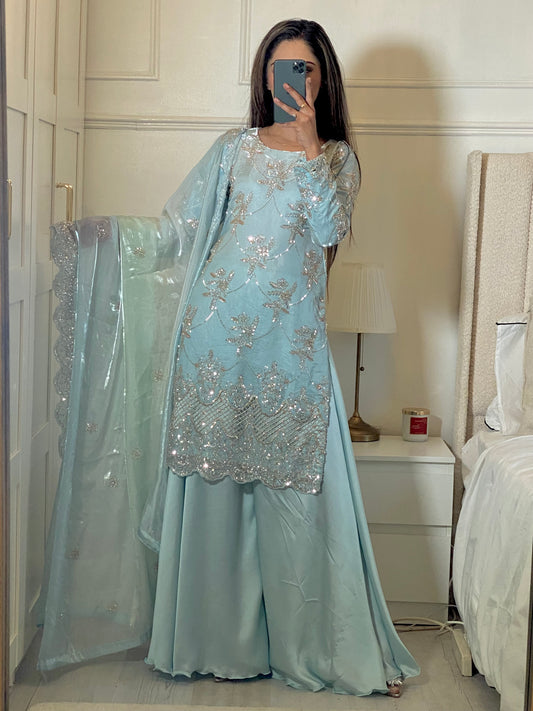 Izel Ice Blue