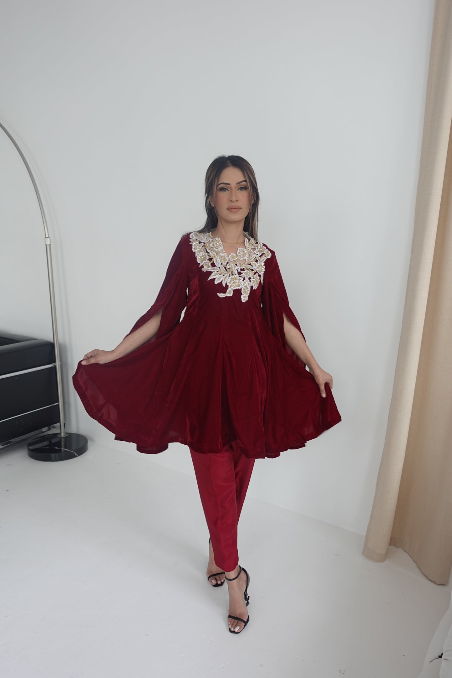Liya red
