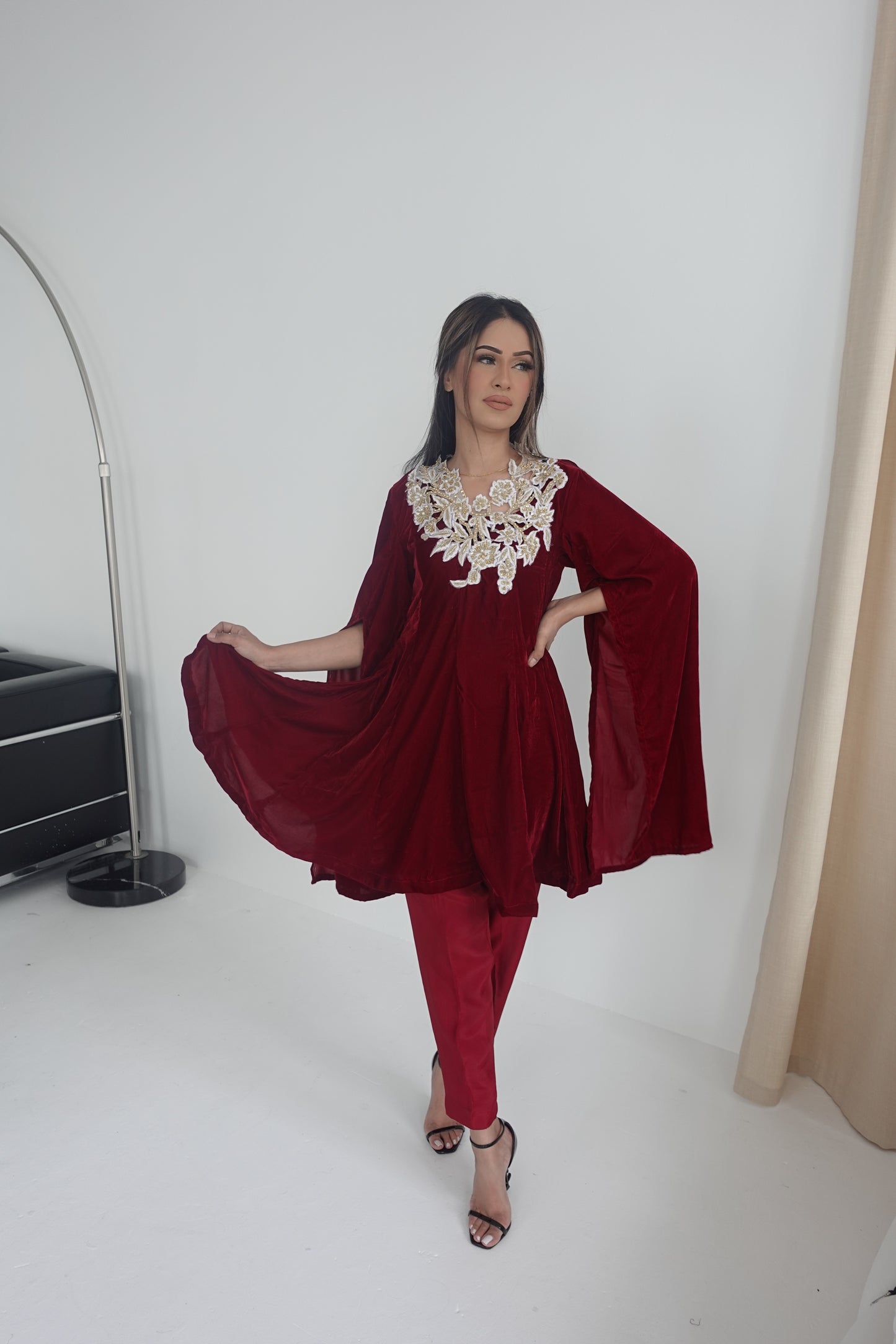 Liya red