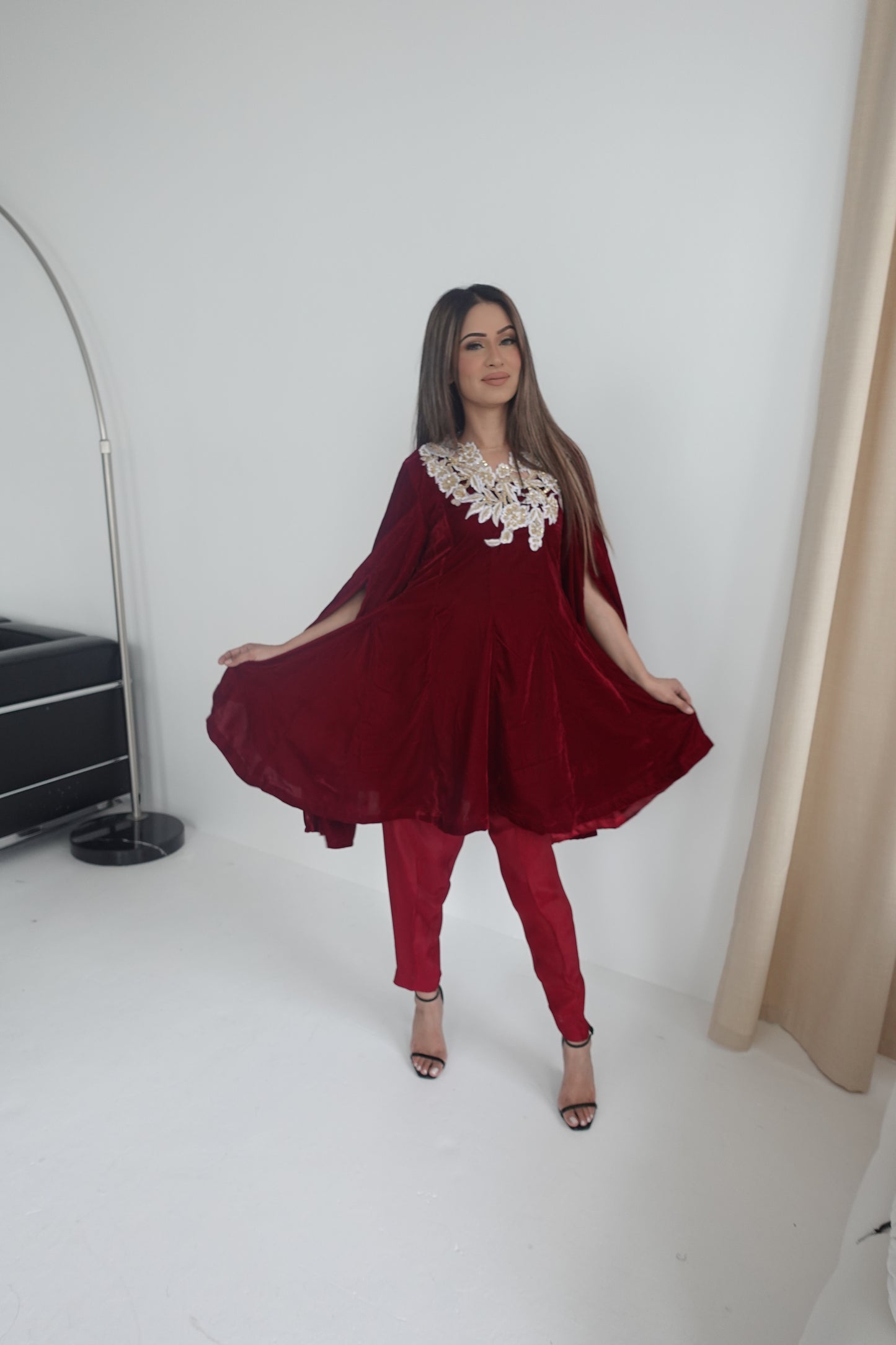 Liya red