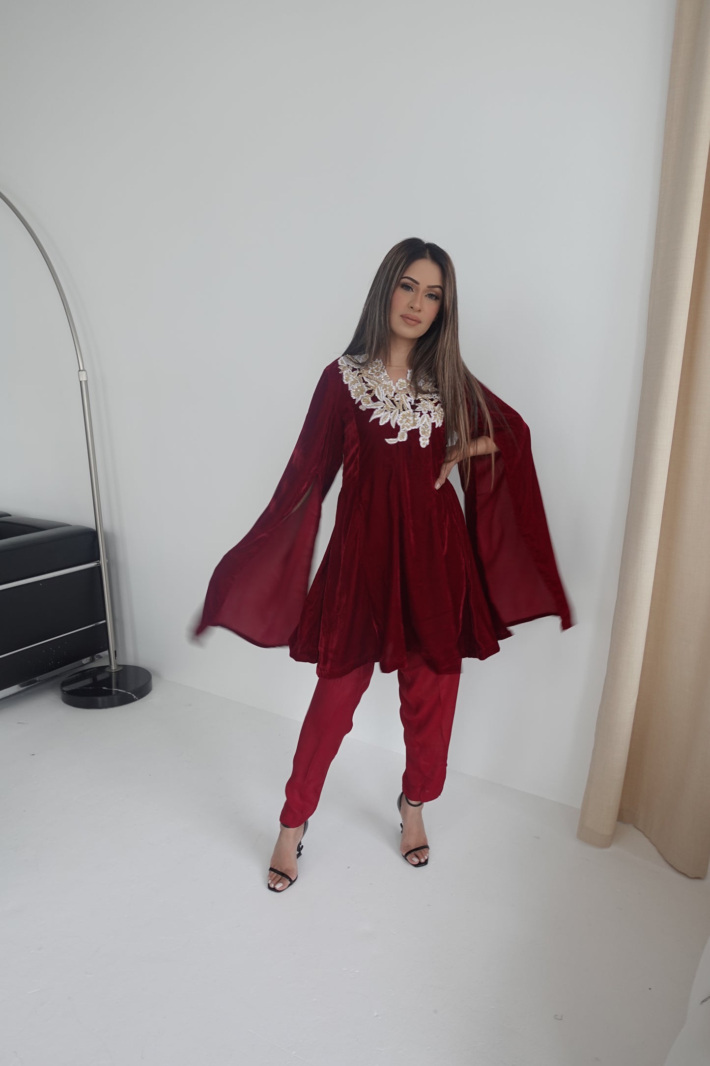 Liya red